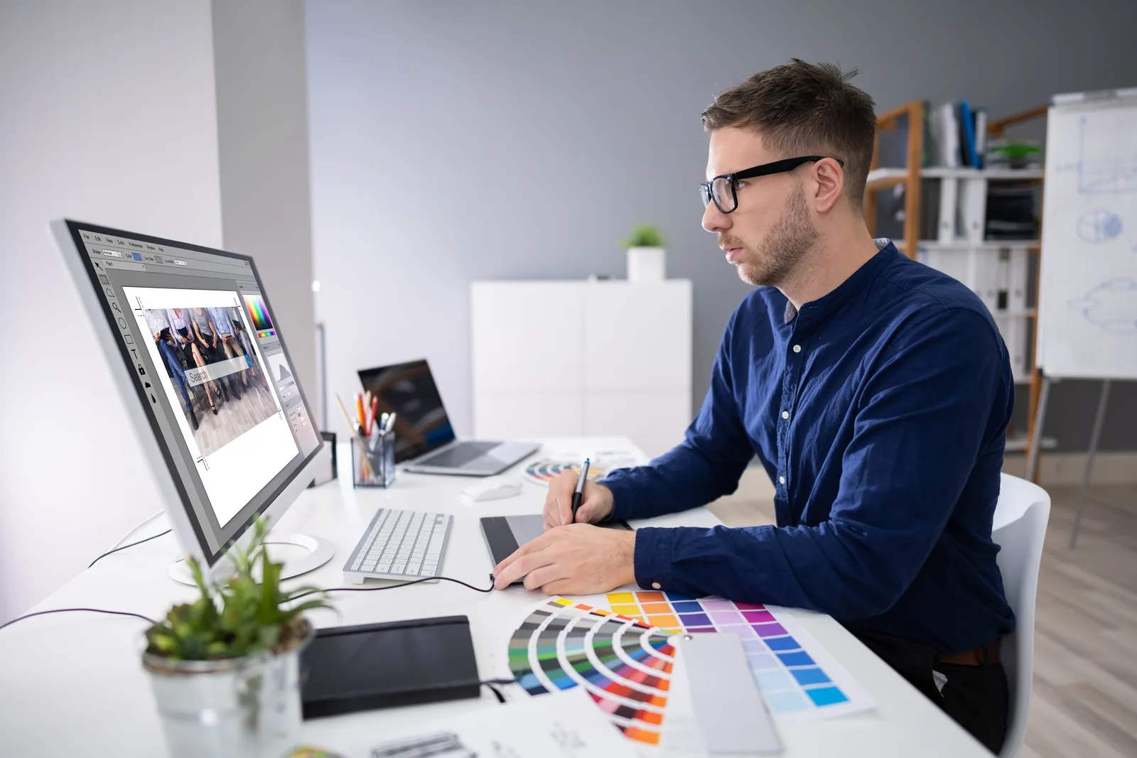 Choosing ink colours for screen printing